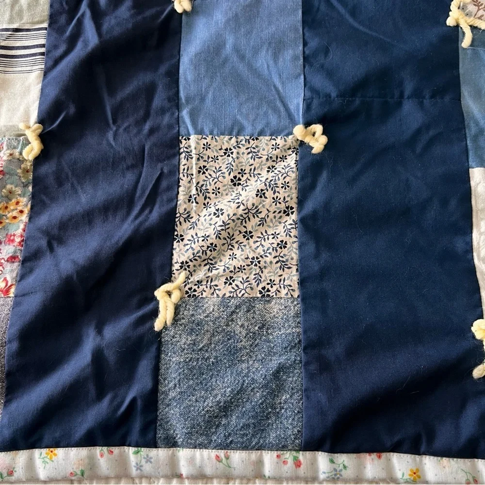35”x35” Beautiful Handmade Baby, Kids Quilt.